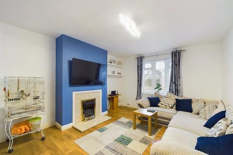11 Ermin Street, Brockworth, Gloucester, GL3 4EG