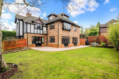 5 bedroom detached house for sale, High Oaks Close, Coulsdon