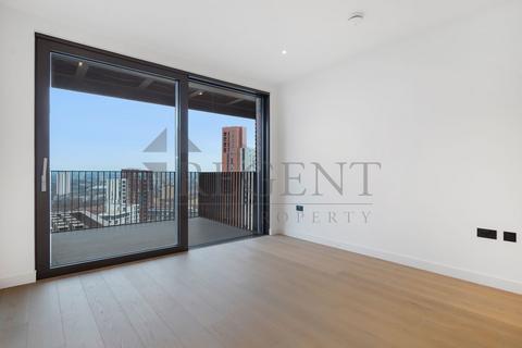 2 bedroom apartment to rent, The Modern, Embassy Gardens, SW11