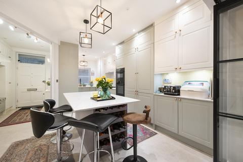 5 bedroom terraced house for sale, King George Square, Richmond, Surrey