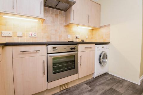 2 bedroom flat for sale, West Street, Axminster EX13