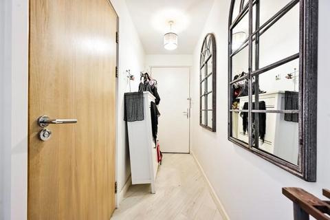 1 bedroom flat for sale, Randall Court, Dairy Close, London, SW6