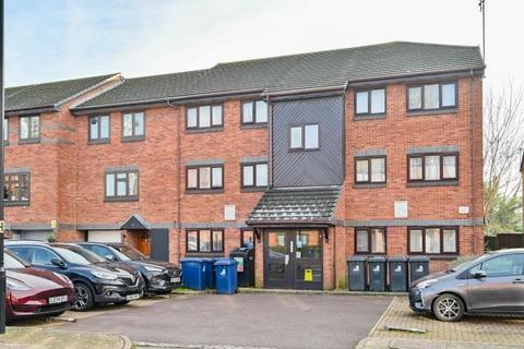 2 bedroom flat for sale, Seacole Close, London, W3