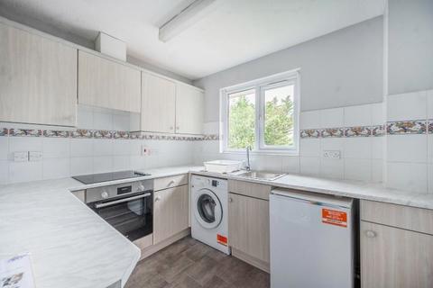 2 bedroom flat for sale, Granville Place, Elm Park Road, Pinner, HA5