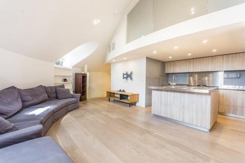 3 bedroom flat for sale, Abbey Road, London, NW8