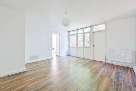 1 bedroom flat for sale, Aberfeldy House, John Ruskin Street, London, SE5