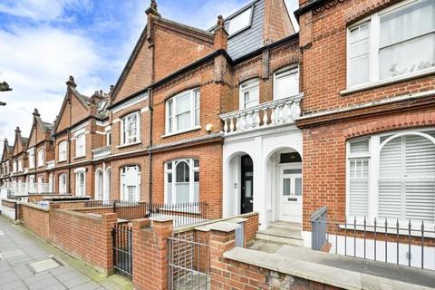 3 bedroom flat for sale, Wandsworth Bridge Road, London, SW6