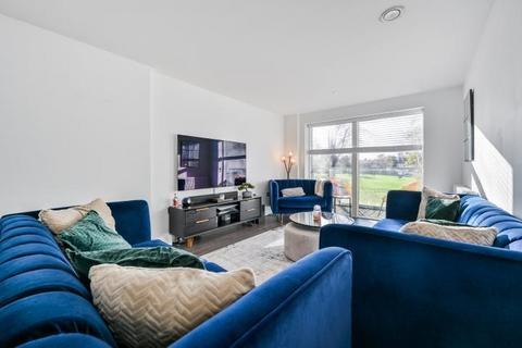 2 bedroom flat for sale, Plaistow Lane, Bromley, London, BR1