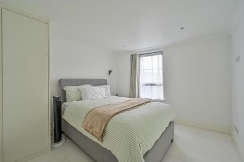 1 bedroom flat for sale, Tower Bridge Wharf, St Katharines Way, London, E1W