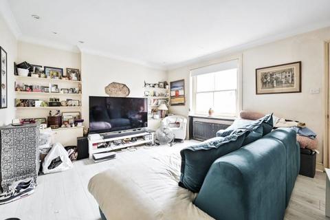 1 bedroom flat for sale, Gayford Road, London, W12