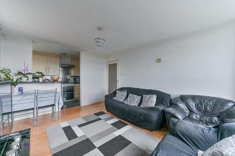 2 bedroom flat for sale, Pierrepoint, Ross Road, London, SE25