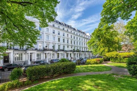 2 bedroom flat for sale, St Stephens Gardens, London, W2