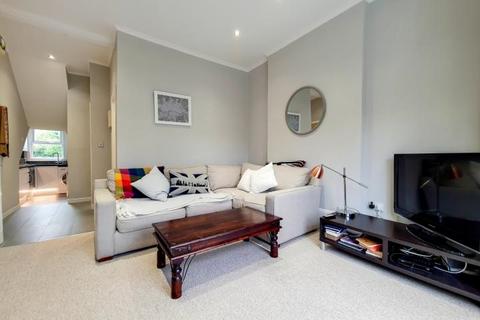 1 bedroom flat for sale, Lansdowne Way, London, SW8