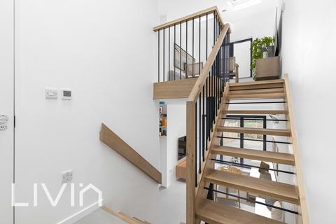 undefined, London SE25