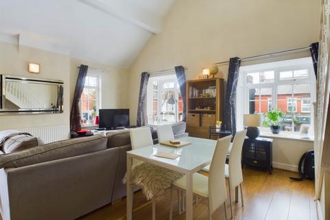 1 bedroom apartment for sale, Millersdale Road, Mossley Hill