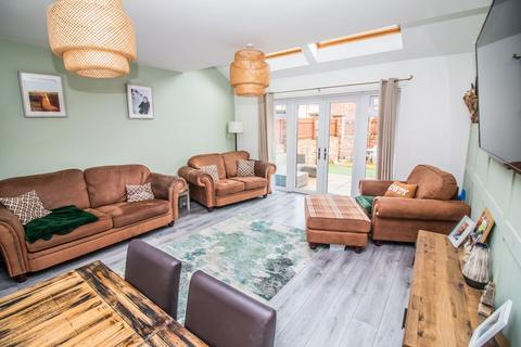 4 bedroom semi-detached house for sale, Whitworth Park Drive, Elba Park, Houghton Le Spring, DH4