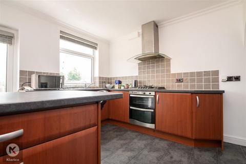 4 Hernall Croft, Birmingham, B26 2NN