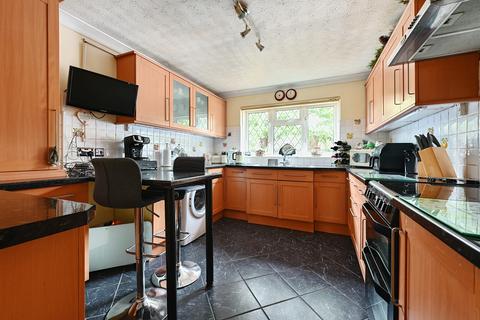 3 bedroom semi-detached house for sale, Fernhill Road, Farnborough, GU14