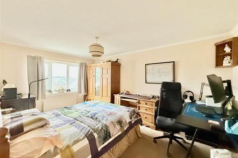 3 bedroom end of terrace house for sale, Hooe Hill, Plymouth PL9