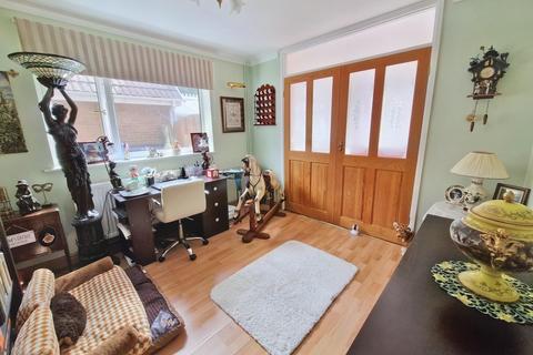 9 Deri Avenue, Pencoed, Bridgend, CF35 6TU