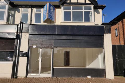 Shop to rent, Dagenham Road, Dagenham