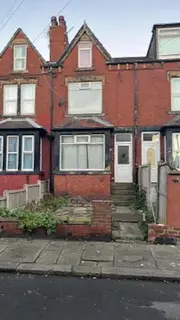 4 bedroom terraced house to rent, Leeds LS11