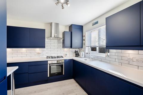 44 Bellvue Way, Coatbridge, ML5 4FE
