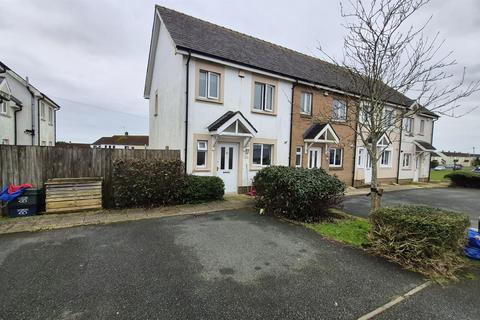 2 bedroom semi-detached house to rent, Tudor Way, Haverfordwest