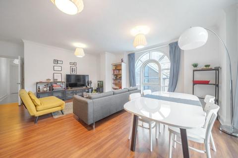 2 bedroom flat for sale, Coral Row, Battersea