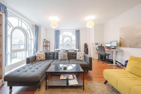 2 bedroom flat for sale, Coral Row, Battersea