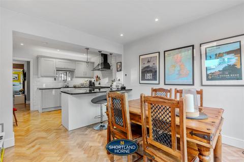 2 Bridge View, Baginton, Coventry, CV8 3AW