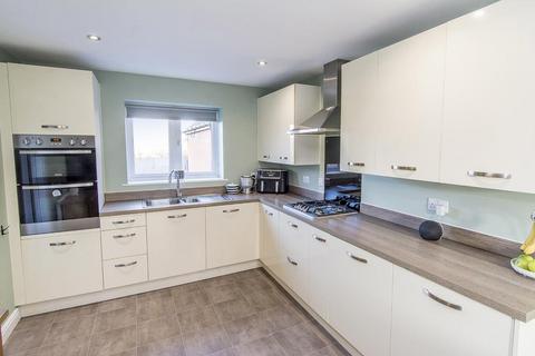 4 bedroom detached house for sale, Buttercup Close, Lutterworth