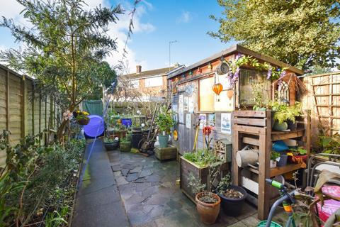 3 bedroom terraced house for sale, Maple Avenue, Heybridge