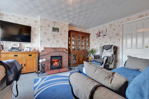 3 bedroom terraced house for sale, Maple Avenue, Heybridge