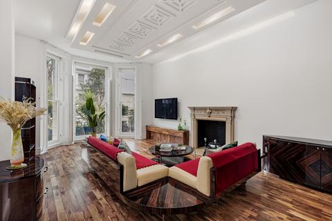 2 bedroom flat for sale, Holland Park, London W11