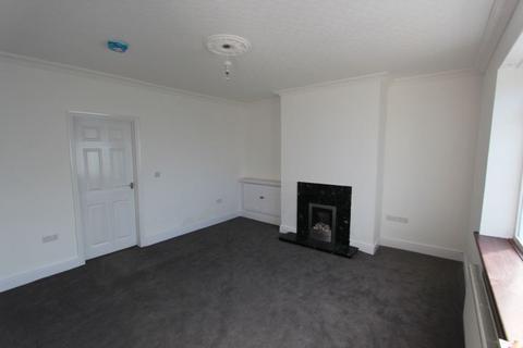 3 bedroom terraced house to rent, Burt Avenue, North Shields. NE29 7HL