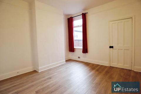 2 bedroom terraced house to rent, Hugh Road, Coventry