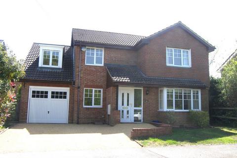 4 bedroom house to rent, Spring  Grove, Fetcham
