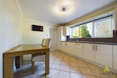 4 bedroom detached house for sale, Byron Close, Cheadle ST10