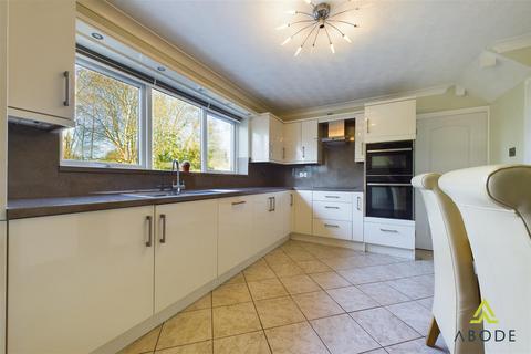 4 bedroom detached house for sale, Byron Close, Cheadle ST10