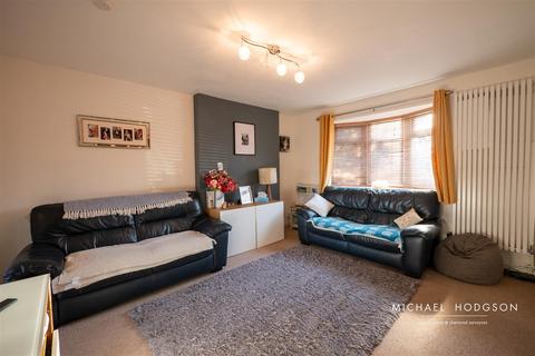 3 bedroom semi-detached house for sale, Symington Gardens, Silksworth, Sunderland