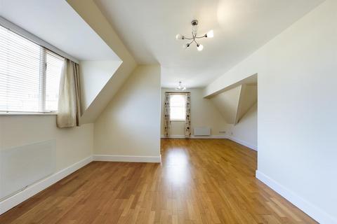 1 bedroom apartment to rent, 34-35 Prince Of Wales Terrace, Scarborough YO11