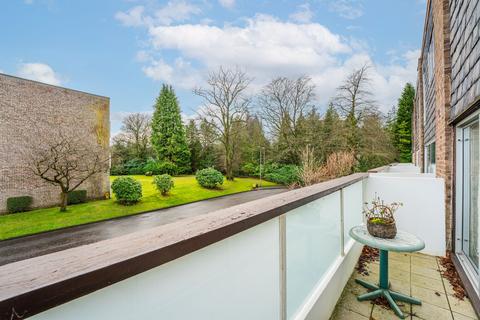 3 bedroom townhouse for sale, Beechwood Court, Bearsden, G61