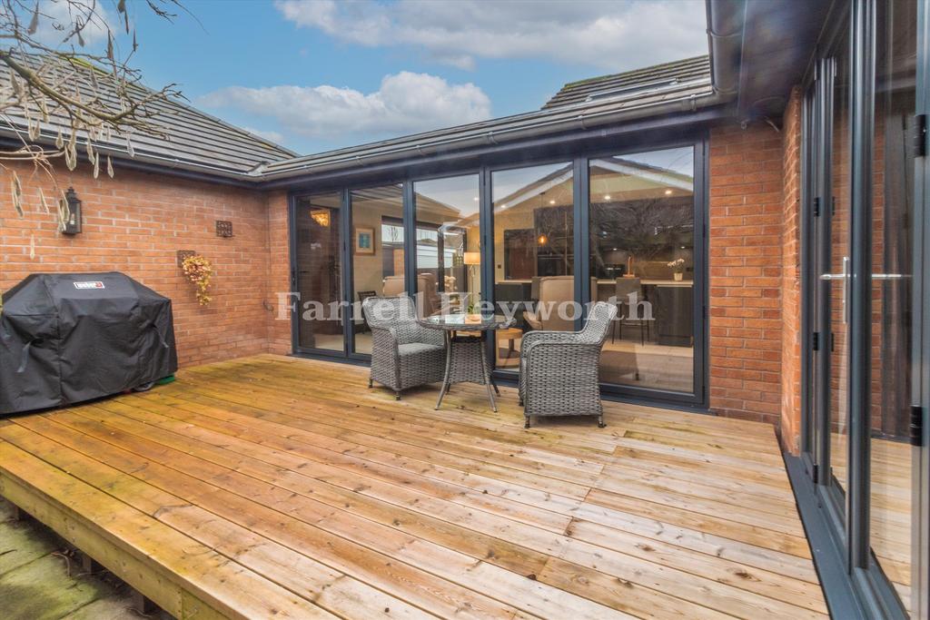 Side seating Area