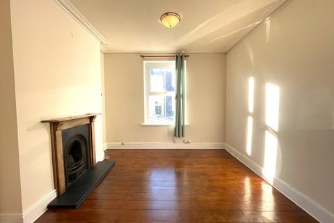 2 bedroom terraced house to rent, Cambridge Street, Uplands, Swansea, SA2