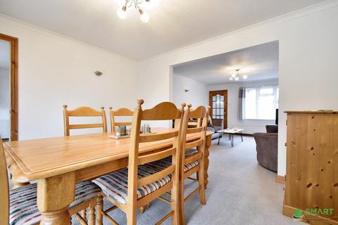 4 Two Acre Court, Exeter, EX2 8YE