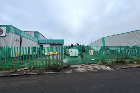 Industrial unit to rent, Masterfit House, Colliery Road, West Bromwich, B71 4JT