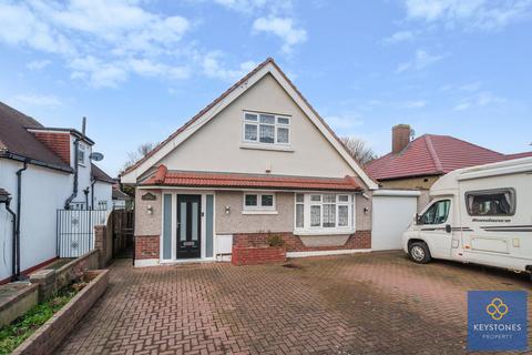 3 bedroom detached house for sale, Burland Road, Romford, RM5