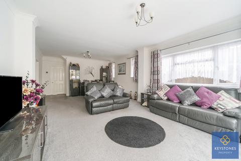 3 bedroom detached house for sale, Burland Road, Romford, RM5