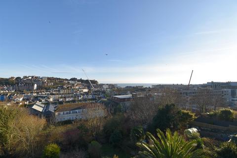 1 bedroom flat for sale, Braybrooke Road, Hastings